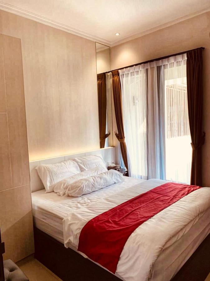 Platinum Setrasari Guest House 5Br Private Pool Бандунг Екстериор снимка
